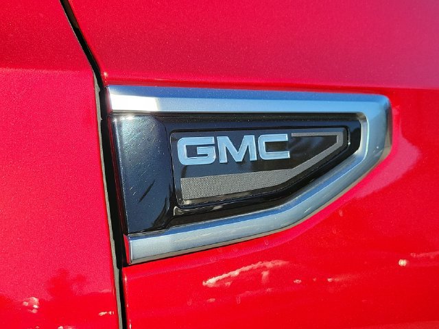 Used 2024 GMC Yukon XL Denali AWD/4WD image 7