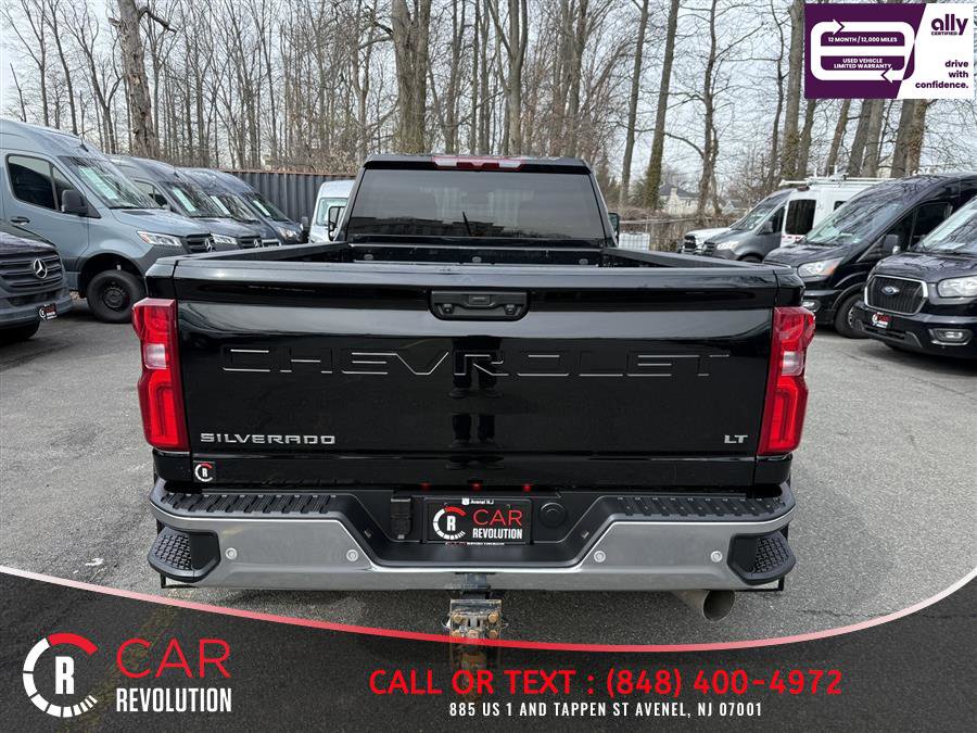 Used 2025 Chevrolet Silverado 3500 LT w/ Safety Package image 5