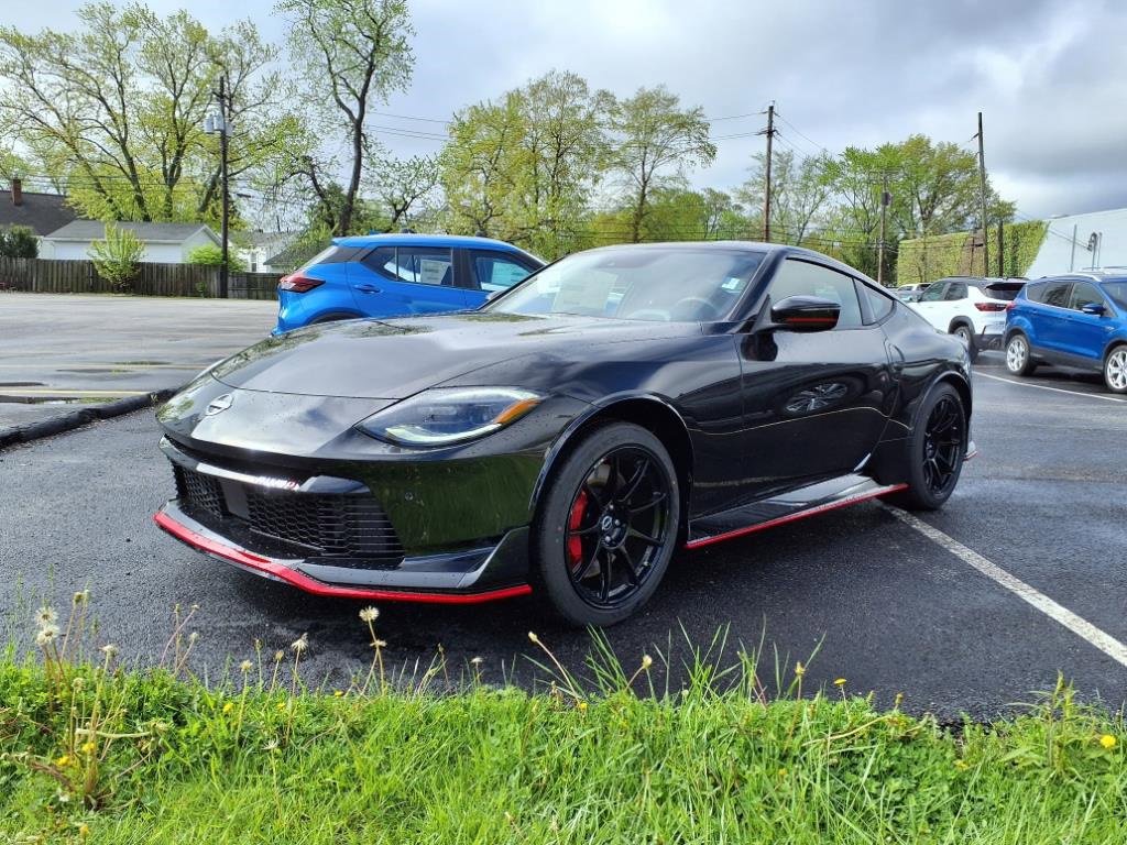 New 2025 Nissan Z NISMO w/ Floor Mat Package image 3