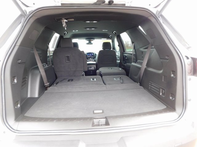 Used 2023 Chevrolet Traverse LT image 26