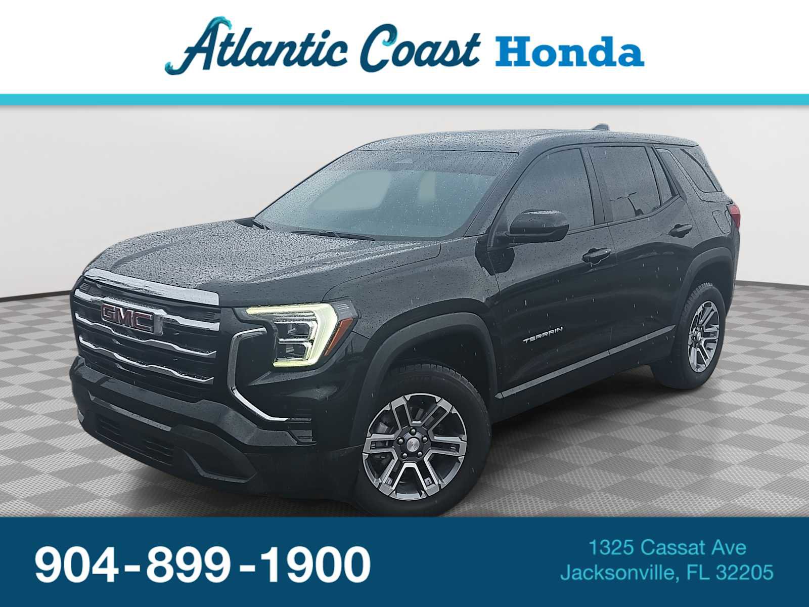 Used 2025 GMC Terrain Elevation AWD/4WD image 1