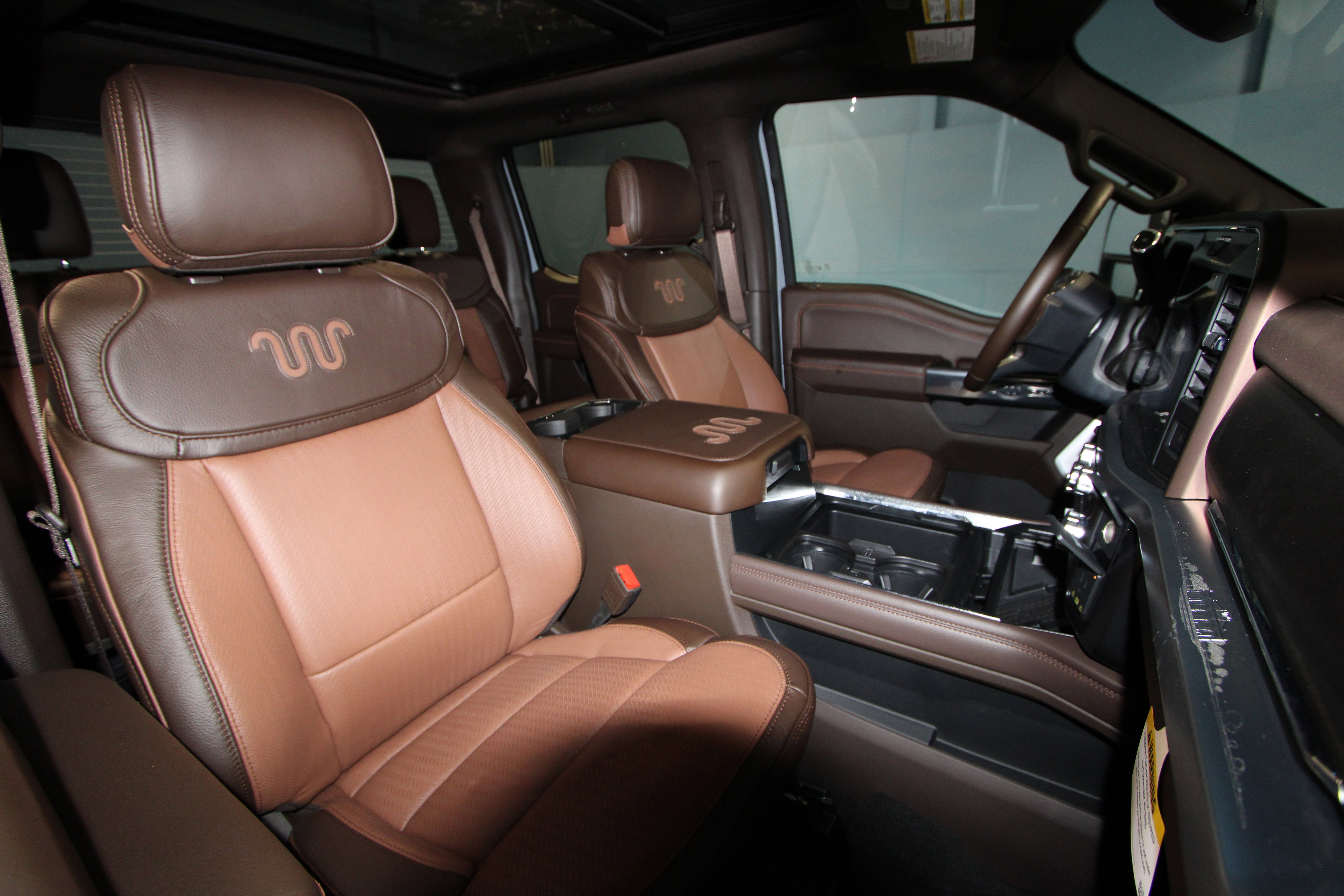 New 2025 Ford F350 King Ranch w/ Chrome Package image 25