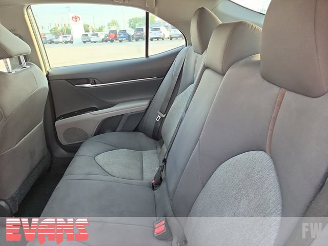 Used 2020 Toyota Camry LE FWD image 16