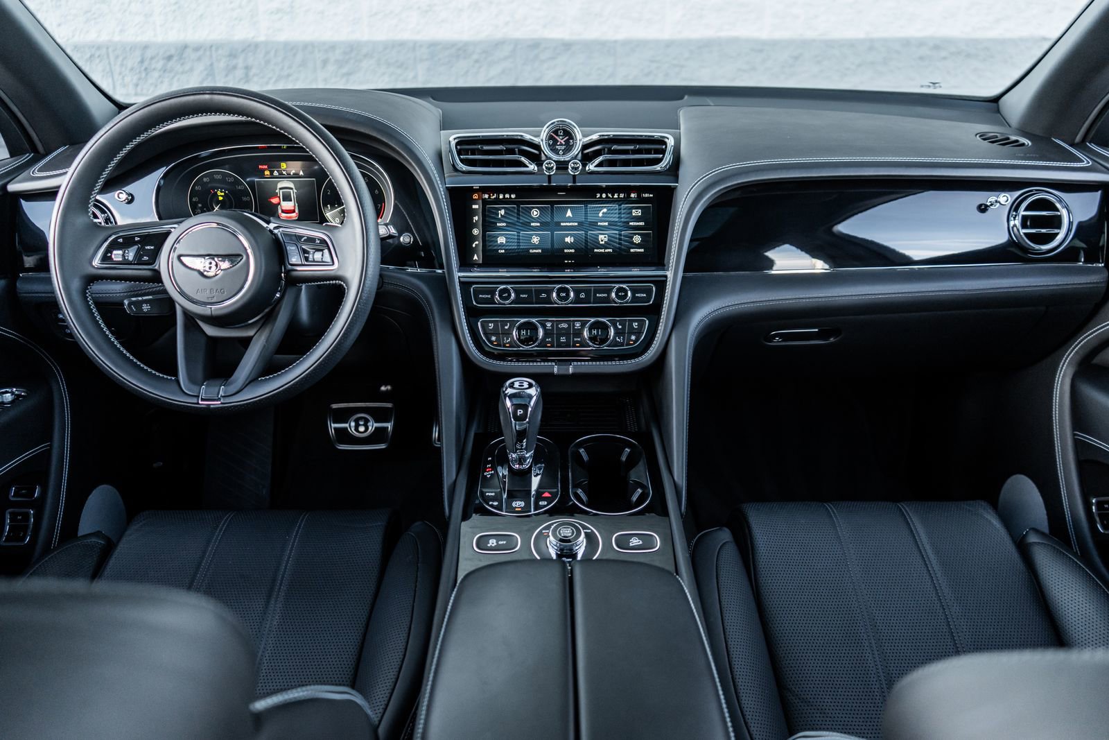 Certified 2022 Bentley Bentayga image 4