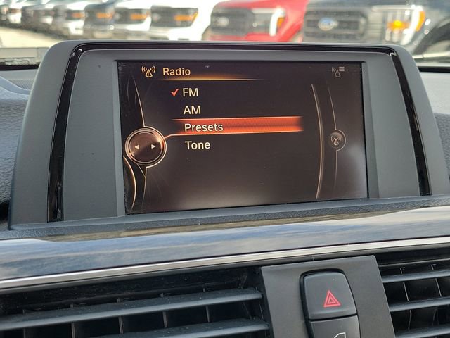 Used 2017 BMW 320i Sedan image 16