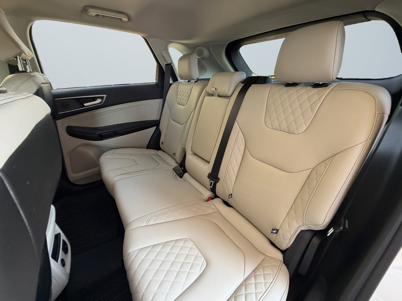 Used 2024 Ford Edge Titanium AWD/4WD image 15