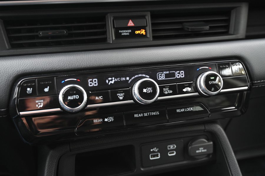 Used 2023 Honda Pilot Elite image 33