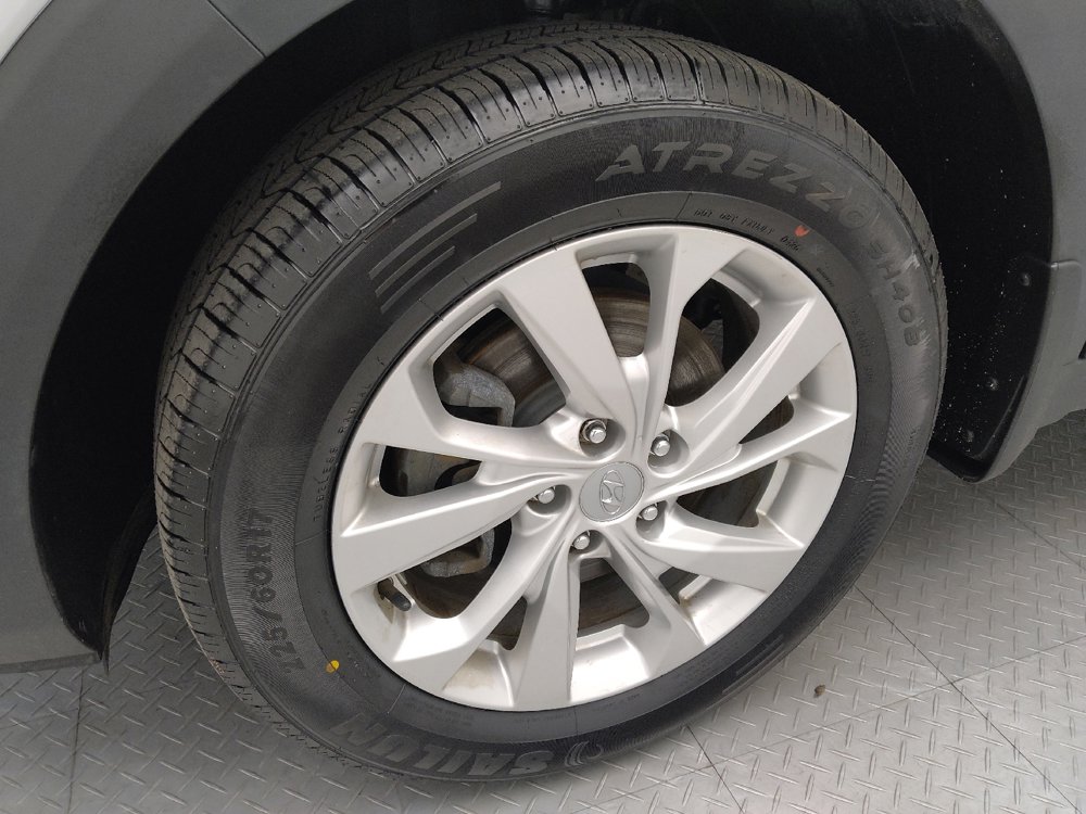 Used 2019 Hyundai Tucson Value AWD/4WD image 31