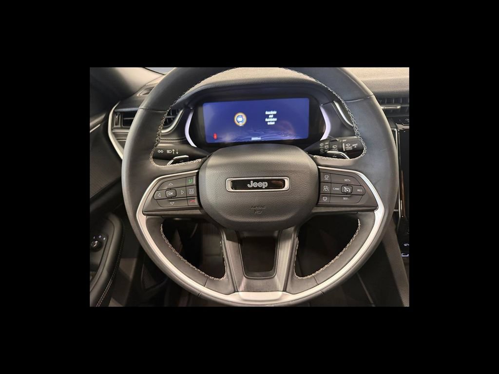 Used 2024 Jeep Grand Cherokee L Laredo AWD/4WD image 14