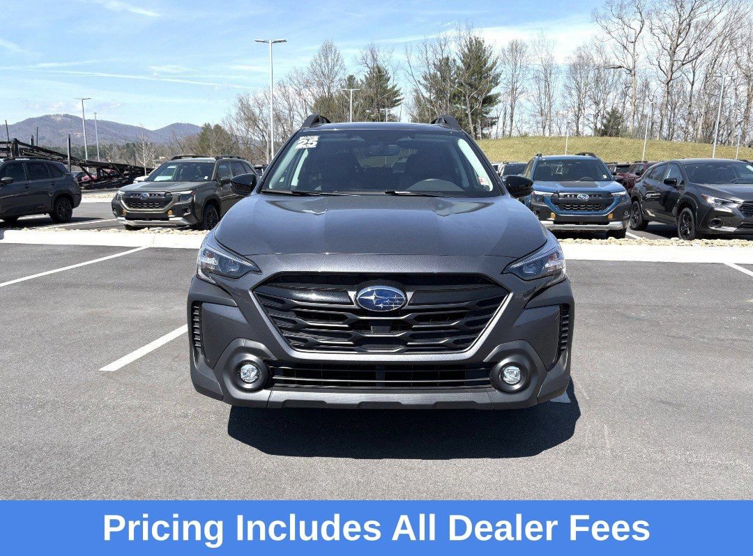 Certified 2025 Subaru Outback Onyx Edition AWD/4WD image 2