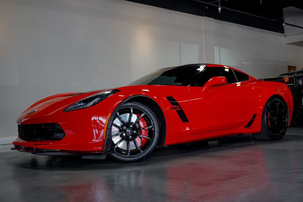 Used 2017 Chevrolet Corvette Grand Sport w/ Z07 Performance Package RWD image 1