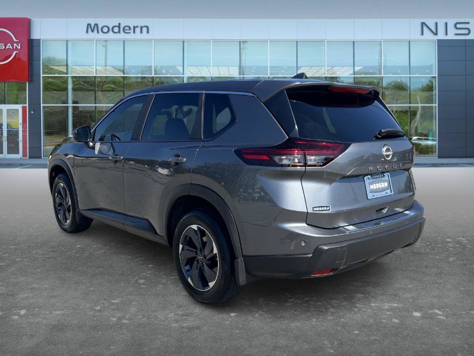 Certified 2025 Nissan Rogue SV FWD image 7