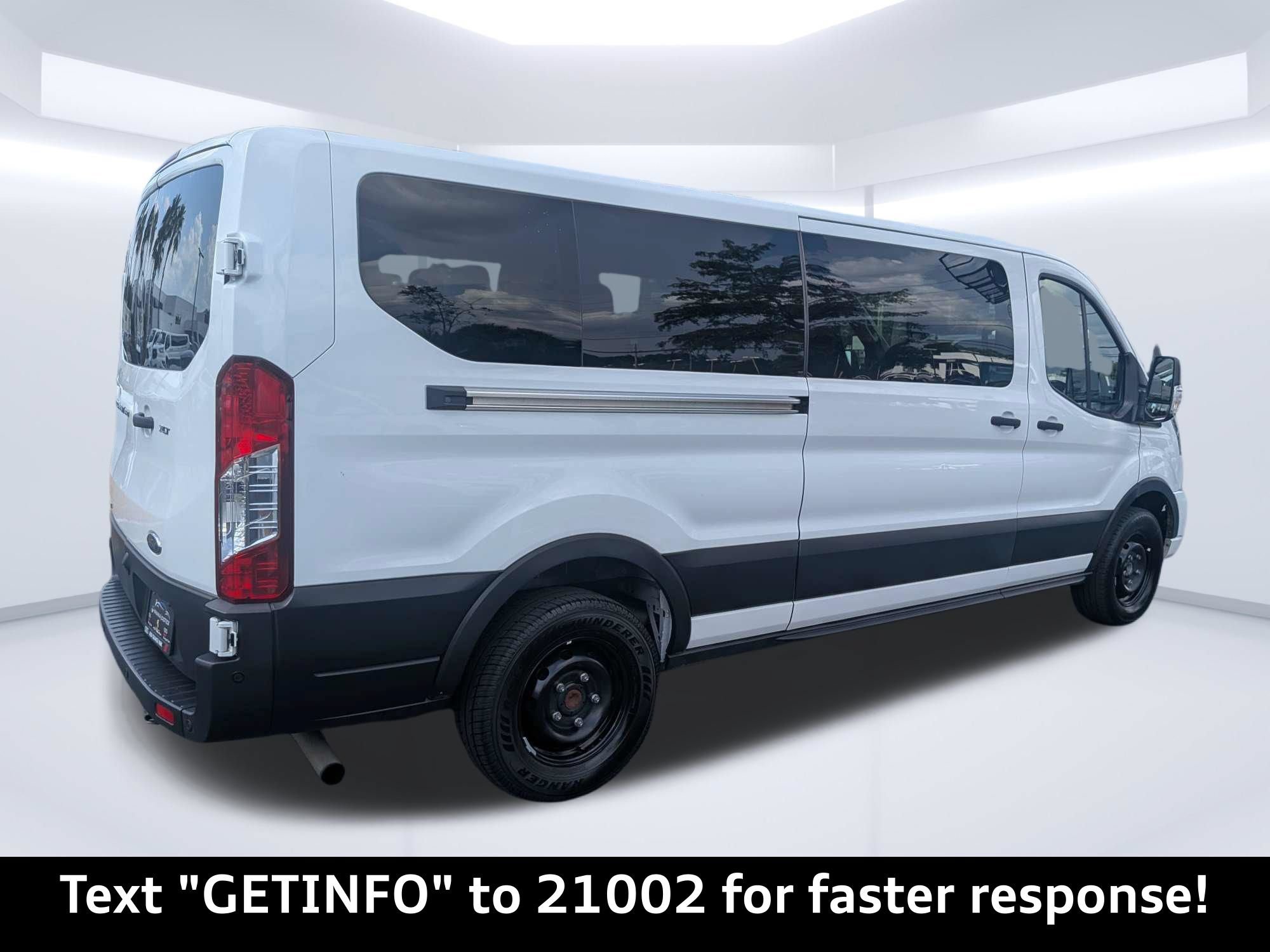 Used 2023 Ford Transit 350 XLT RWD image 3