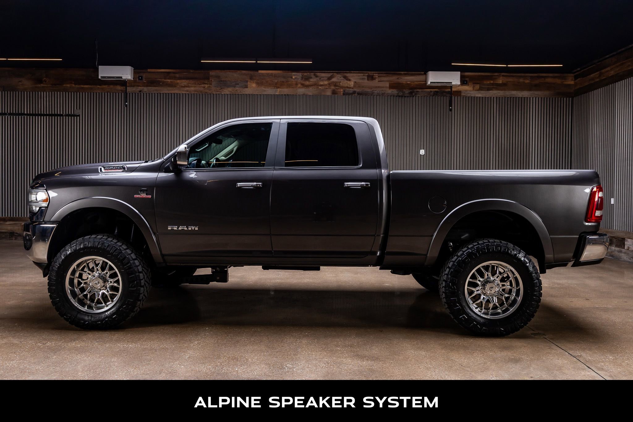 Used 2020 RAM 2500 Laramie AWD/4WD image 6