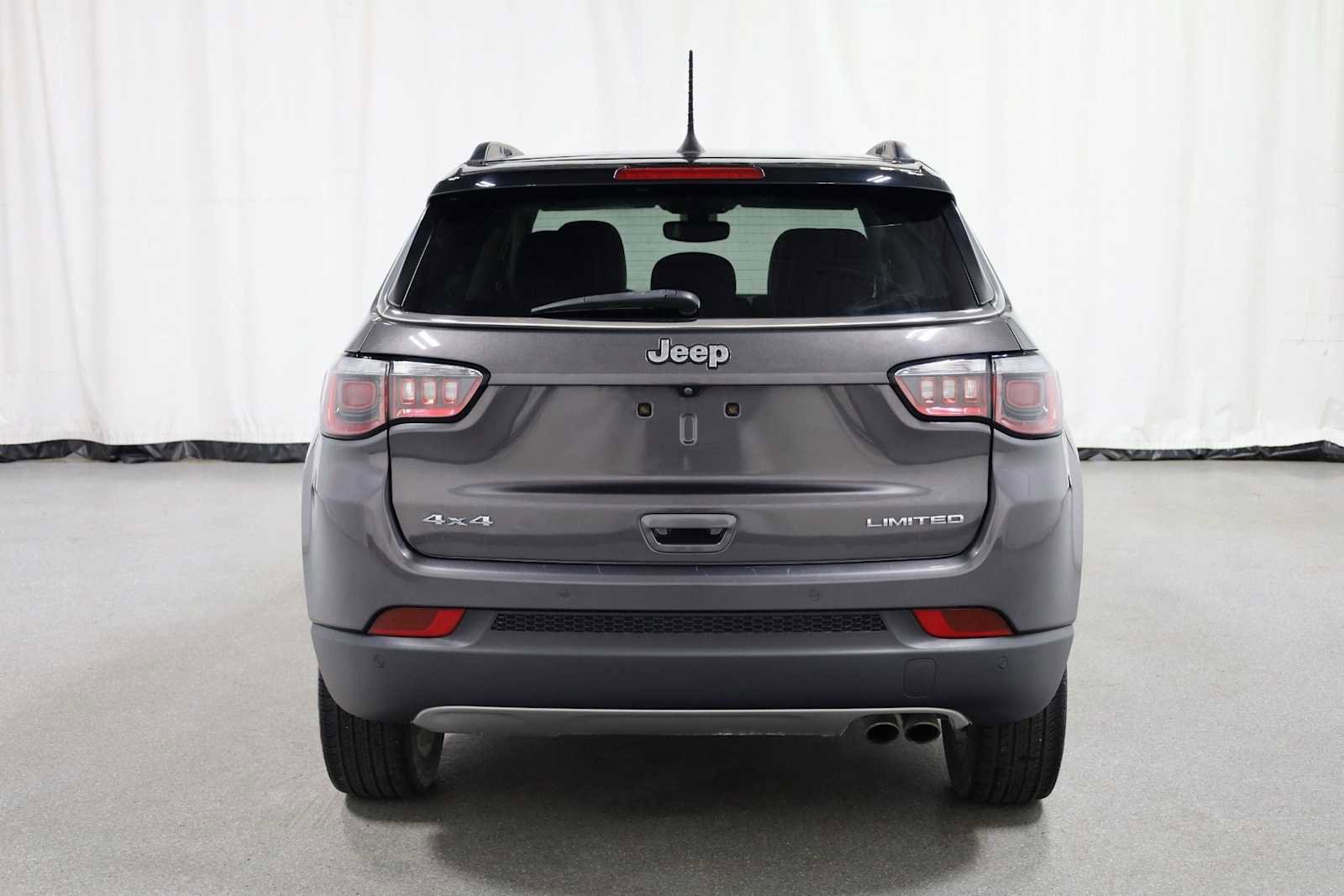Used 2019 Jeep Compass Limited w/ Safety & Security Group AWD/4WD image 7