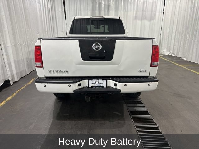 Used 2008 Nissan Titan PRO-4X AWD/4WD image 4