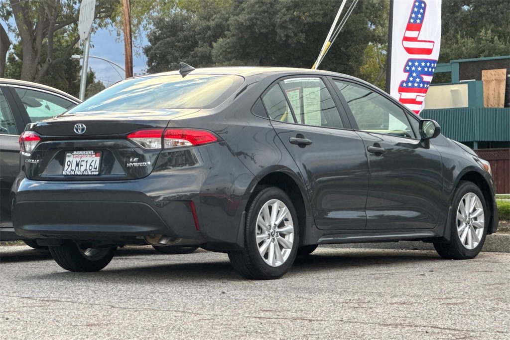 Certified 2024 Toyota Corolla LE image 3