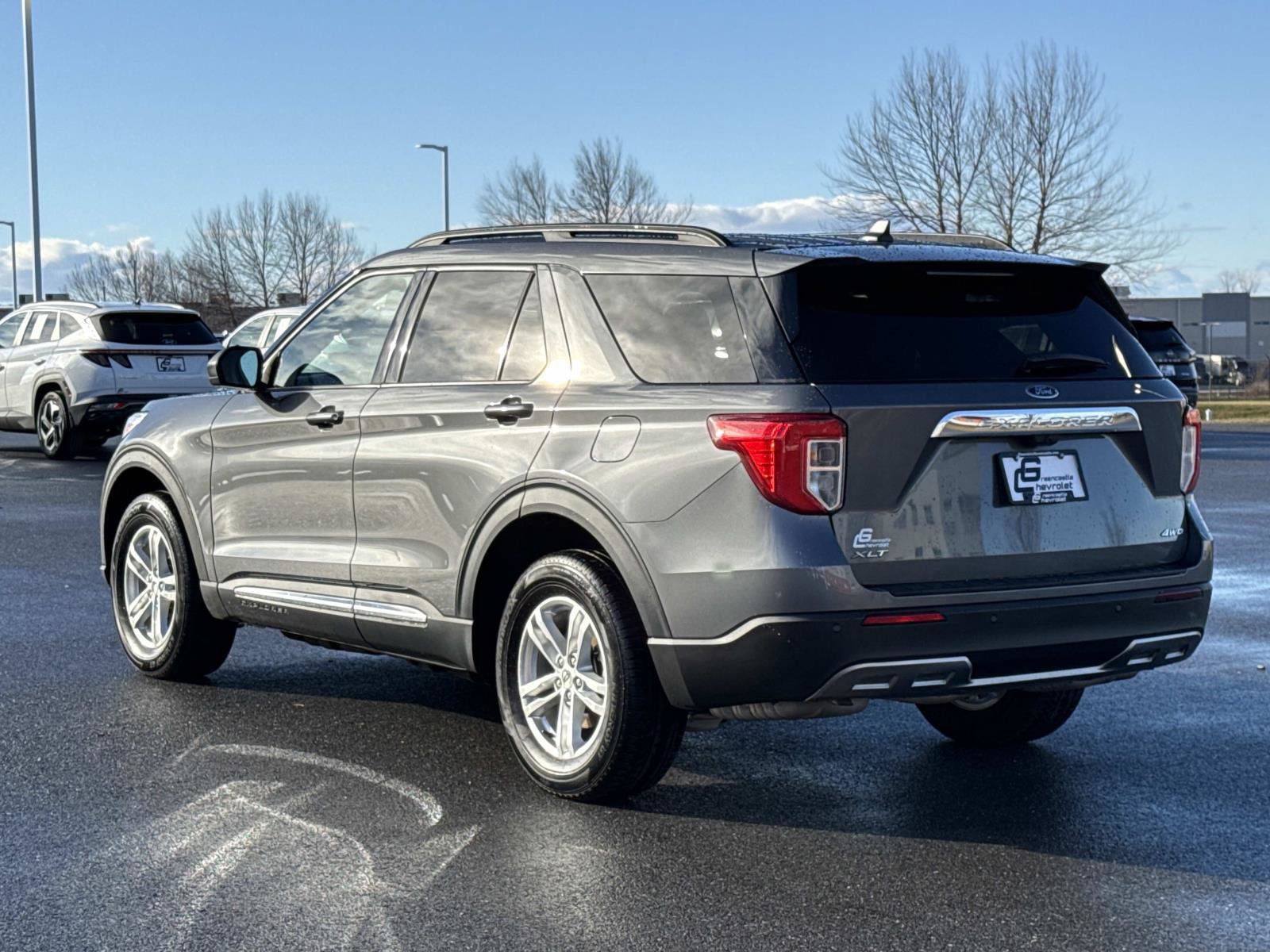 Used 2023 Ford Explorer XLT w/ Equipment Group 202A image 26