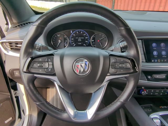 Used 2024 Buick Enclave Premium image 20