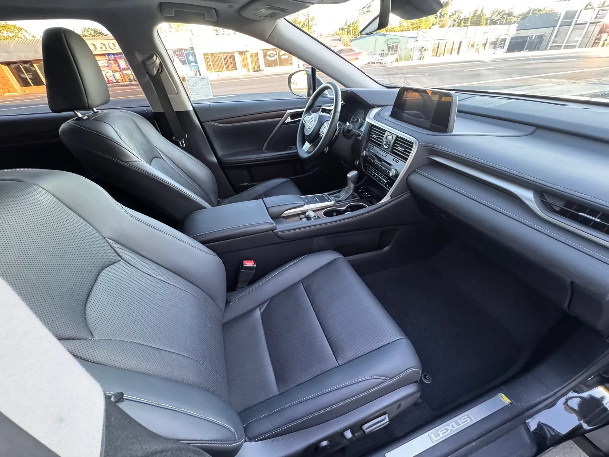 Used 2022 Lexus RX 350 FWD w/ Premium Package image 12