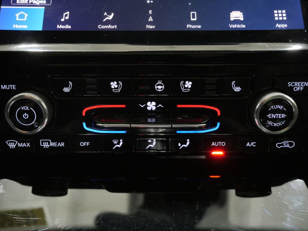 Used 2023 Jeep Grand Cherokee L Summit AWD/4WD image 20
