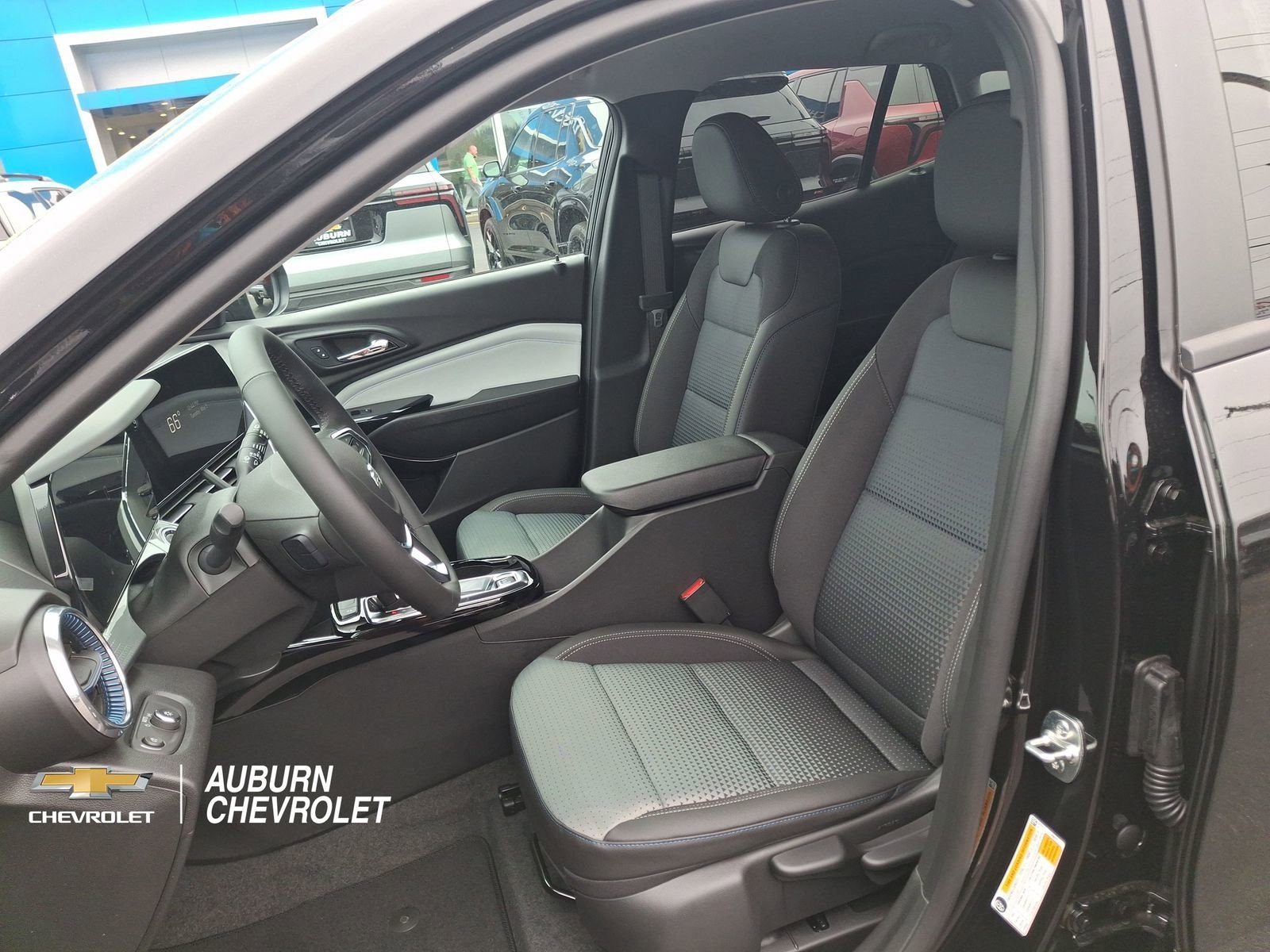 New 2026 Chevrolet Trax LT w/ Driver Confidence Package FWD image 19
