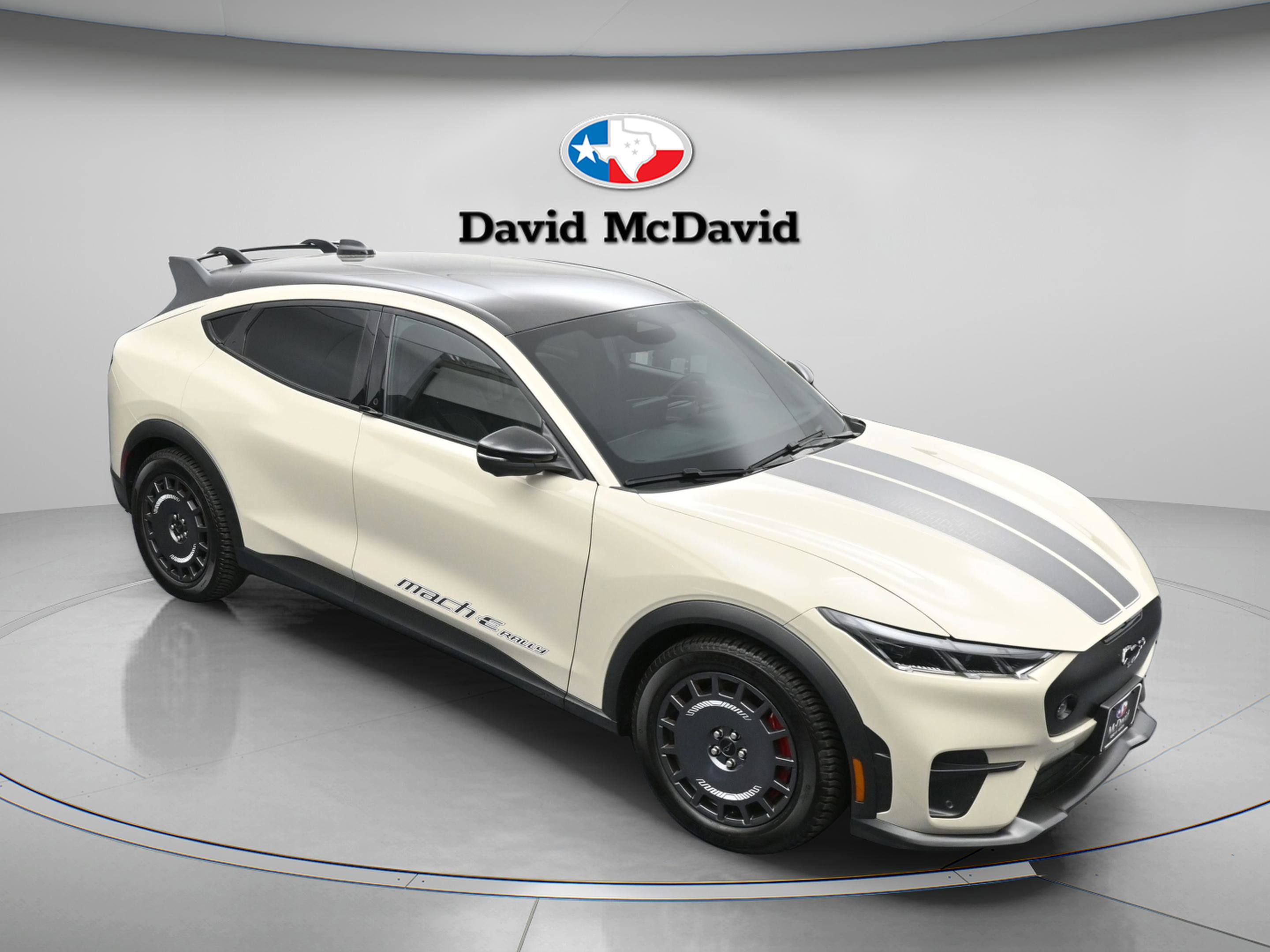 Used 2025 Ford Mustang Mach-E GT image 25