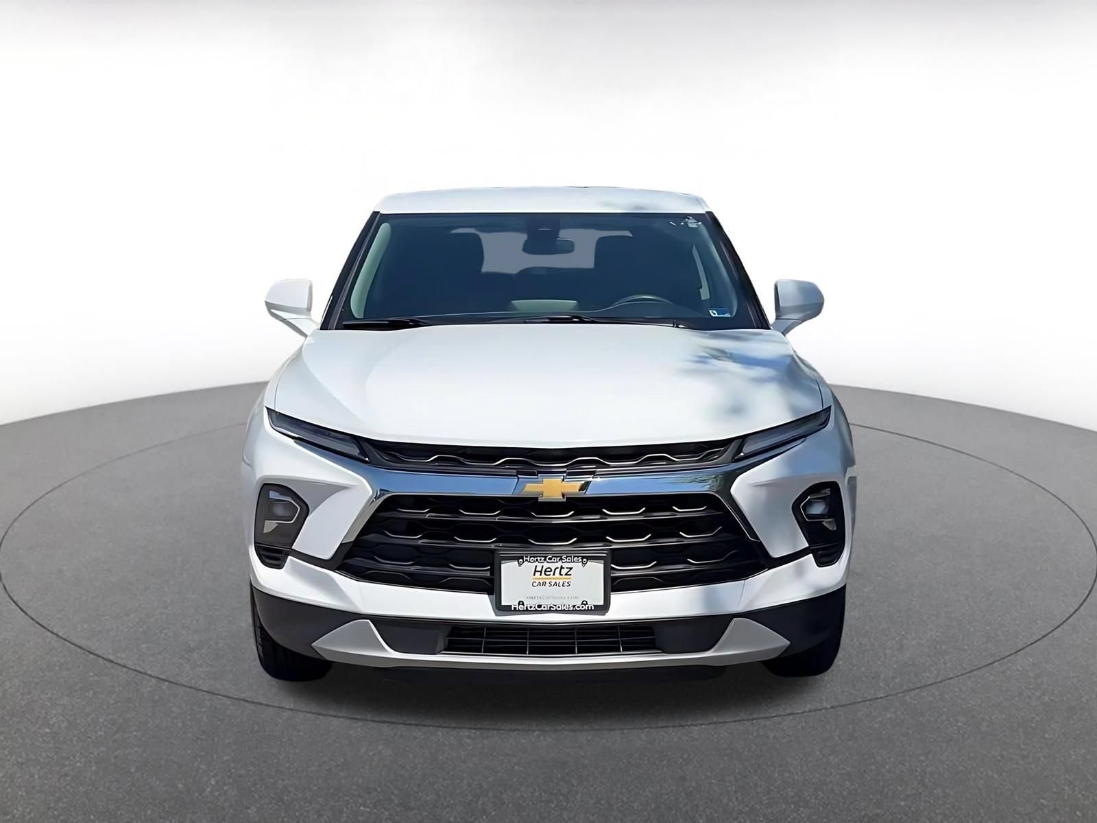 Used 2025 Chevrolet Blazer LT FWD image 4