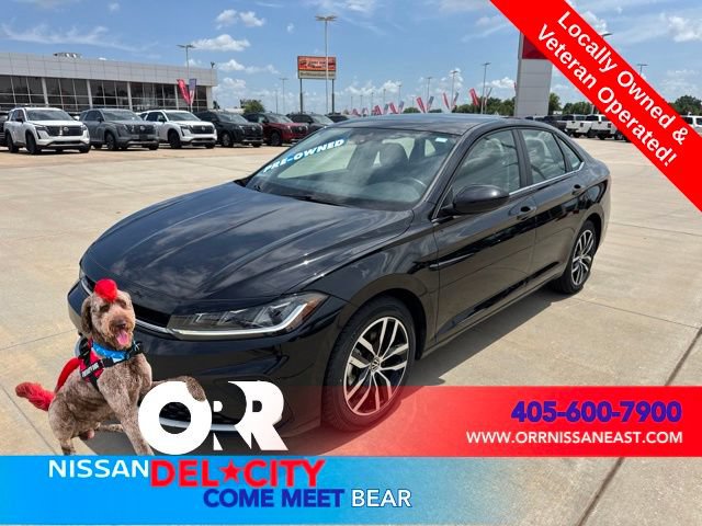 Used 2025 Volkswagen Jetta SE