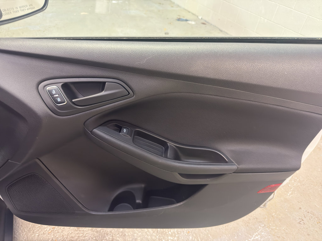 Used 2016 Ford Focus S image 20
