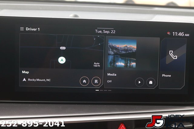 Certified 2025 Kia Sorento EX w/ Panoramic Sunroof Package FWD image 31