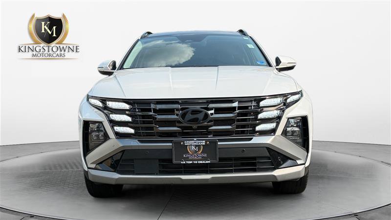 Used 2025 Hyundai Tucson Limited FWD image 8