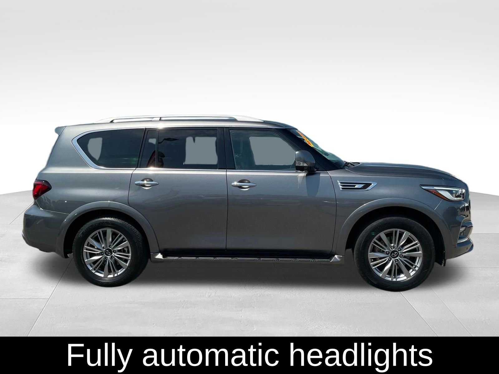 Used 2021 INFINITI QX80 Luxe AWD/4WD image 4