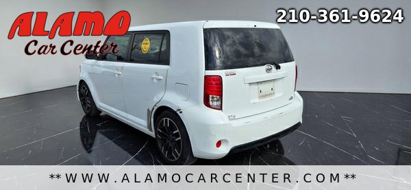 Used 2014 Scion xB image 3