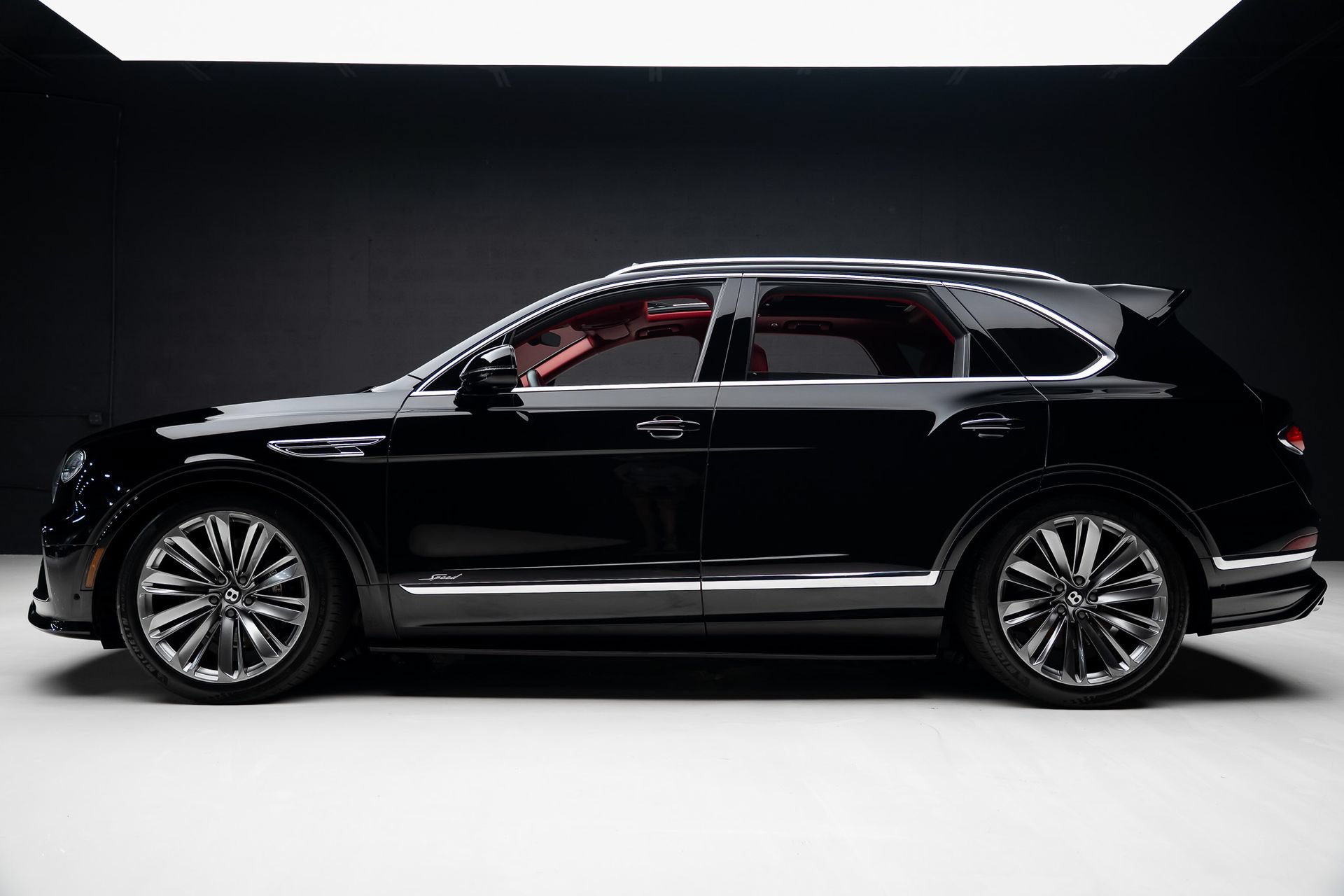 Used 2022 Bentley Bentayga Speed AWD/4WD image 17