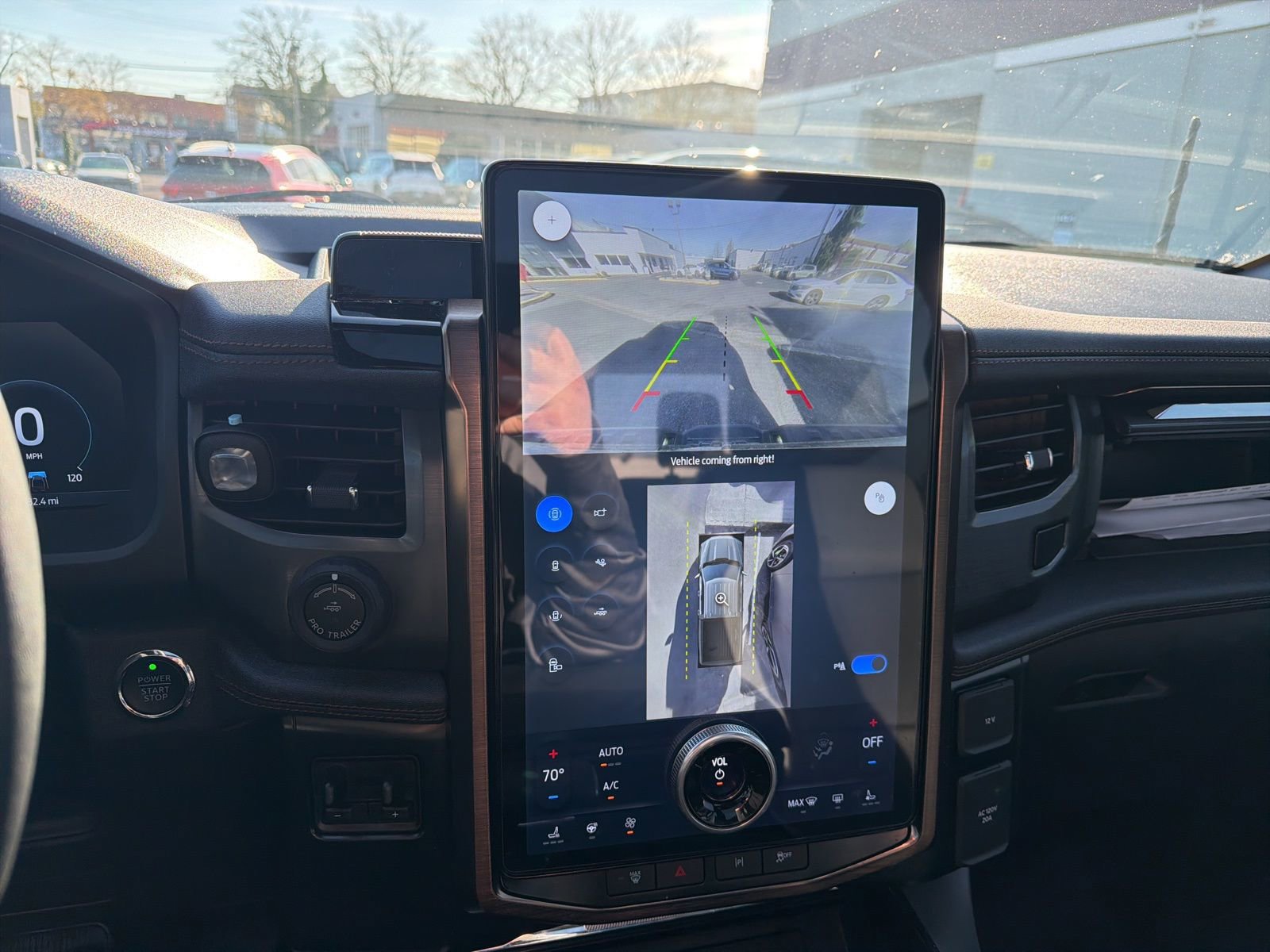 Used 2023 Ford F150 Lightning Lariat w/ Equipment Group 511A High image 20