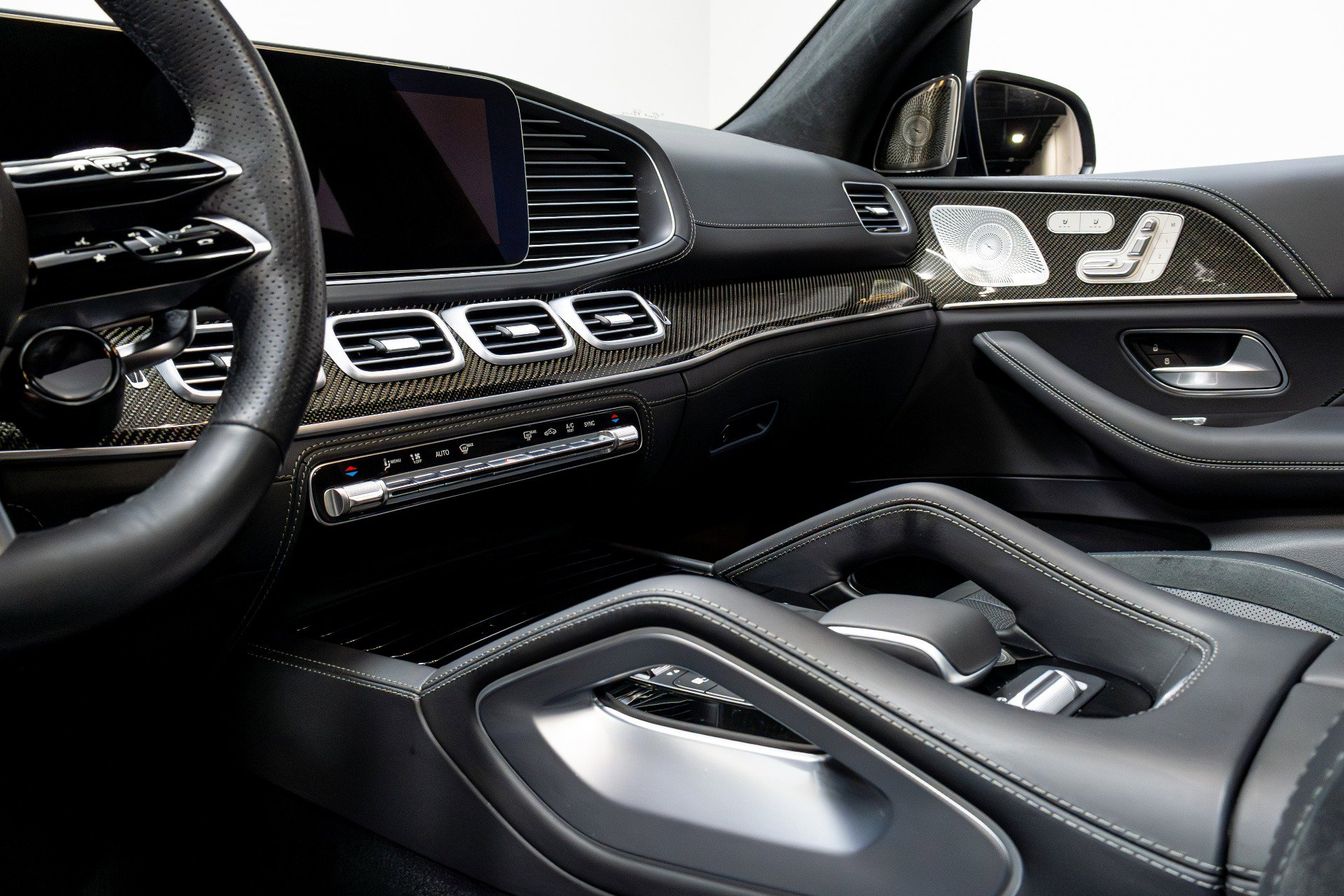 Used 2024 Mercedes-Benz GLS 63 AMG 4MATIC image 10