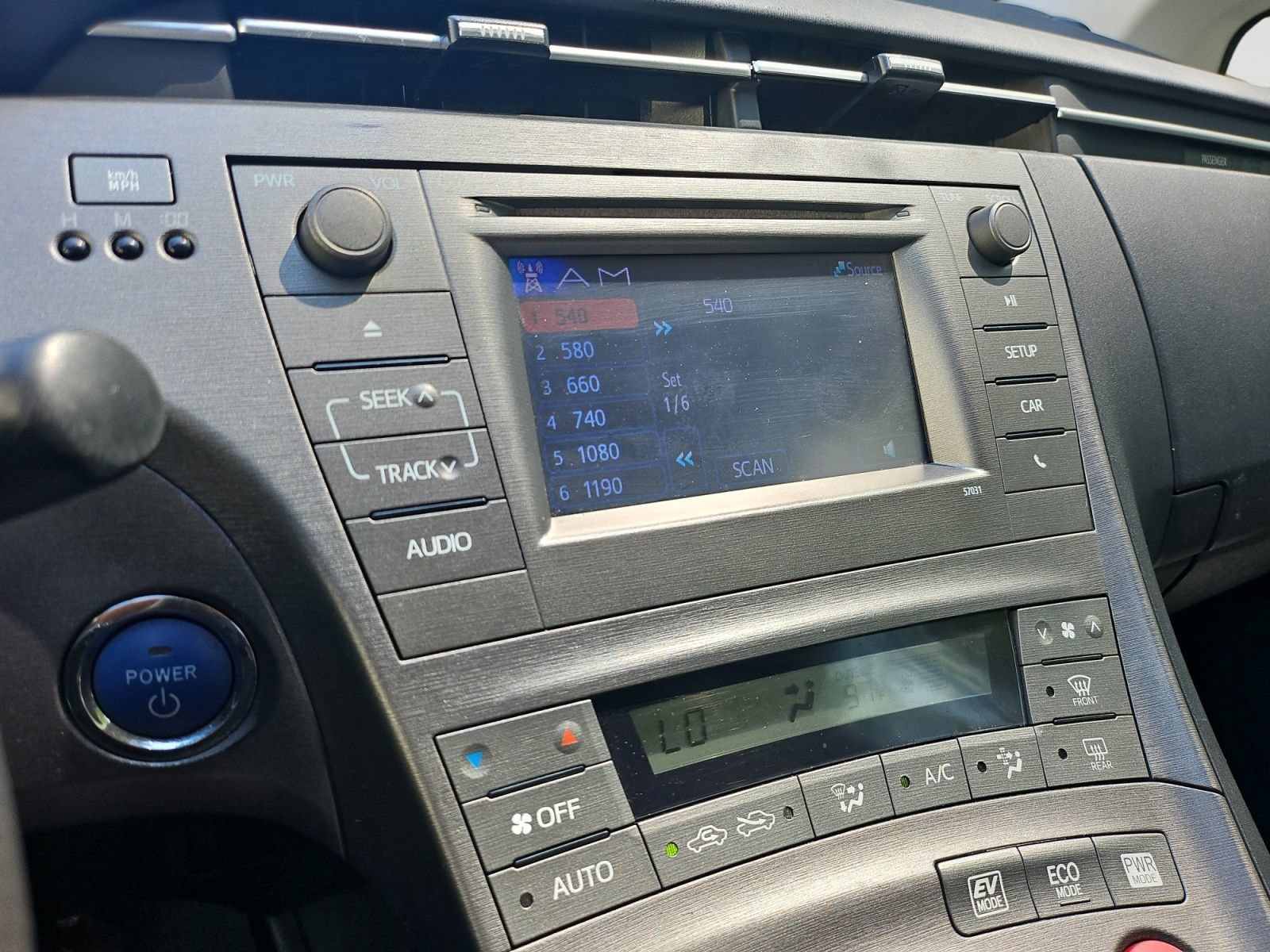 Used 2013 Toyota Prius Two FWD image 24