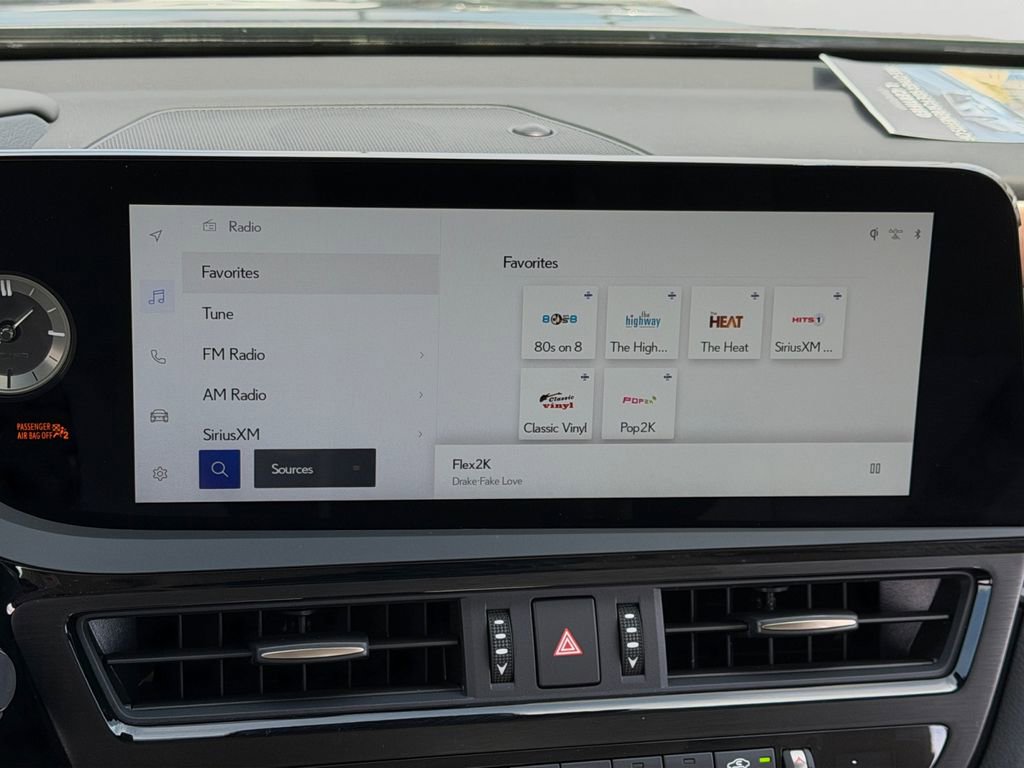 Certified 2025 Lexus ES 350 w/ Premium Package image 19