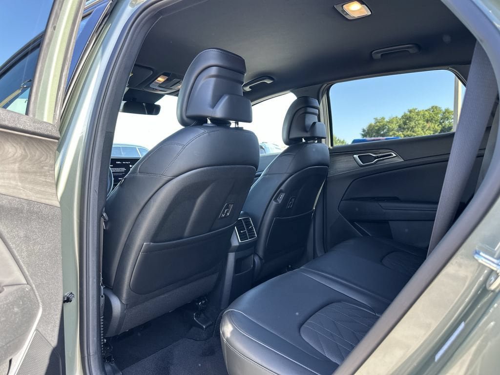 Certified 2025 Kia Sportage X-Line AWD/4WD image 18
