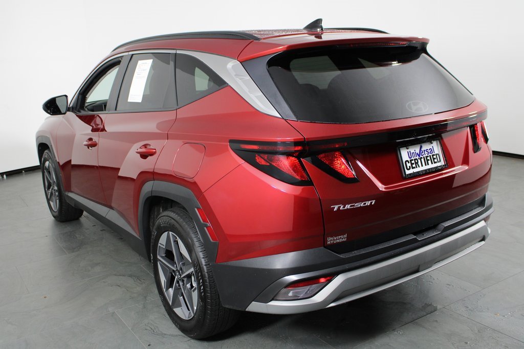 Certified 2025 Hyundai Tucson SEL image 3