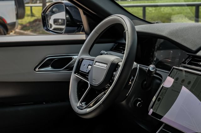 New 2026 Land Rover Range Rover Velar S AWD/4WD image 22