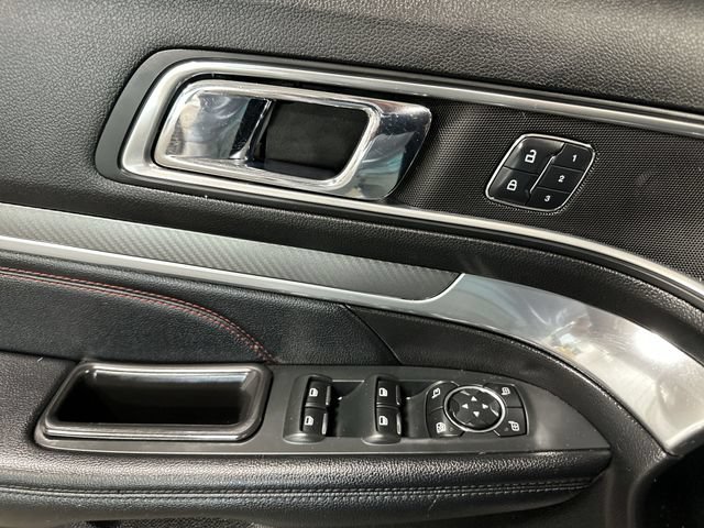 Used 2016 Ford Explorer Sport AWD/4WD image 19