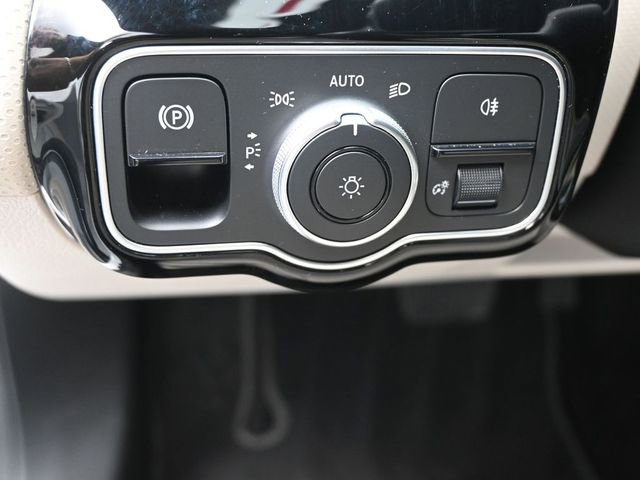Used 2025 Mercedes-Benz CLA 250 4MATIC image 20