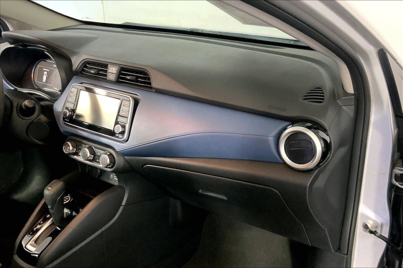 Used 2025 Nissan Versa SV FWD image 16