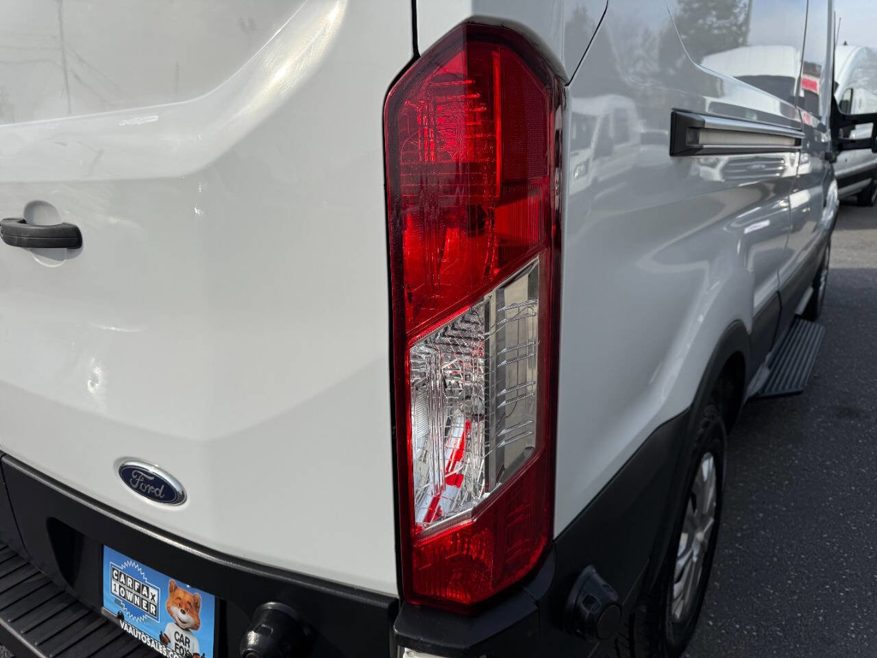 Used 2019 Ford Transit 350 148 High Roof image 40