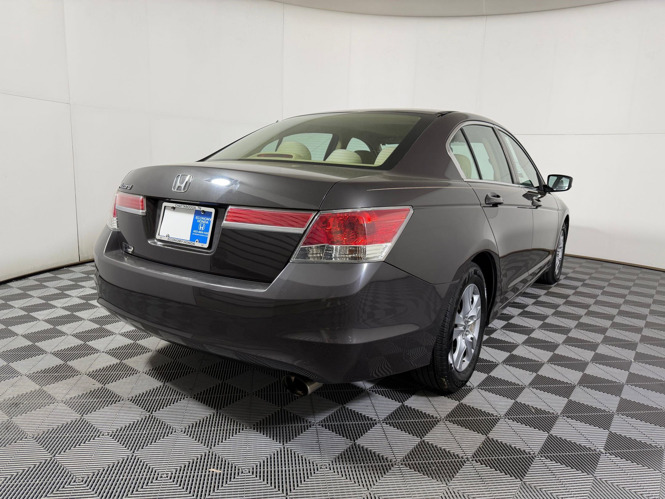 Used 2011 Honda Accord LX-P image 7