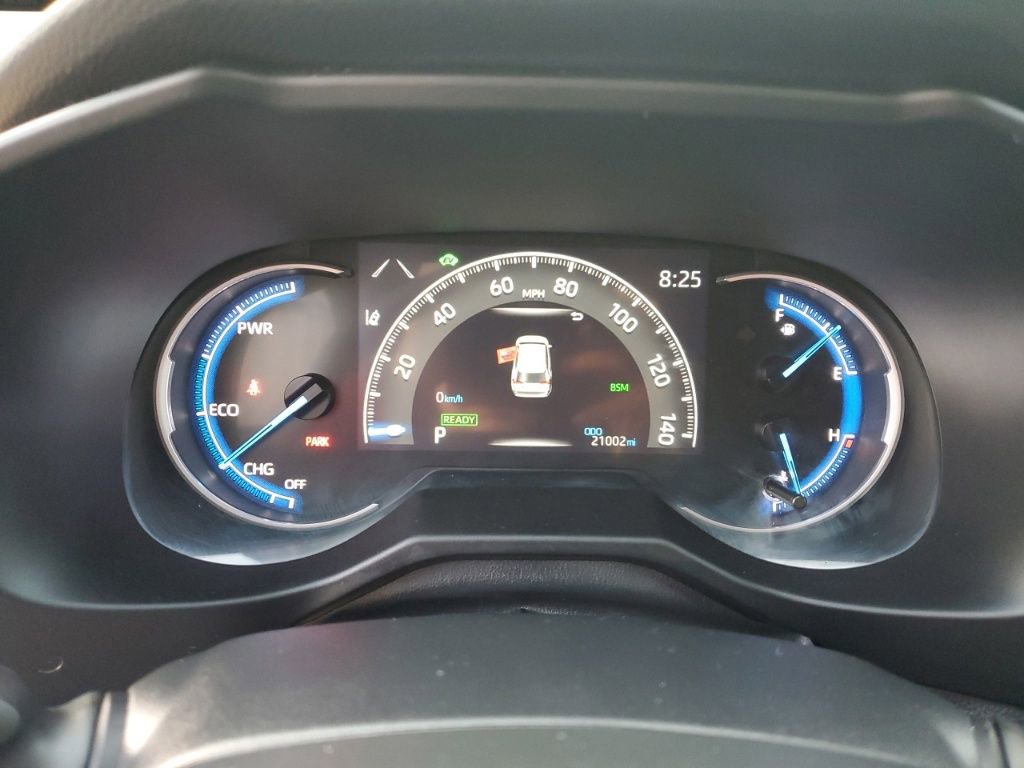 Used 2023 Toyota RAV4 XLE Premium image 14