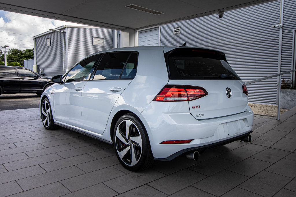 Used 2019 Volkswagen GTI SE FWD image 13