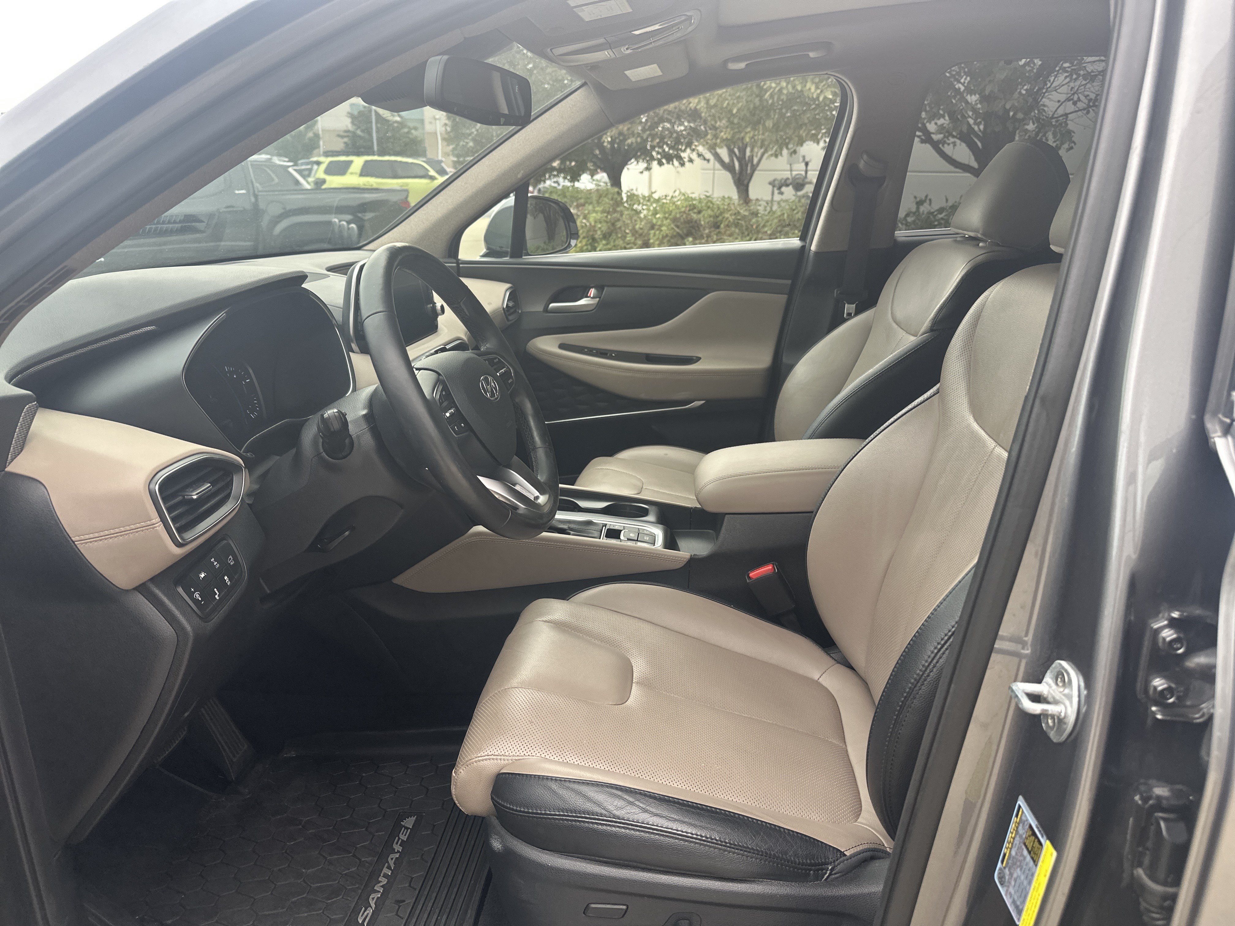 Used 2019 Hyundai Santa Fe AWD image 15